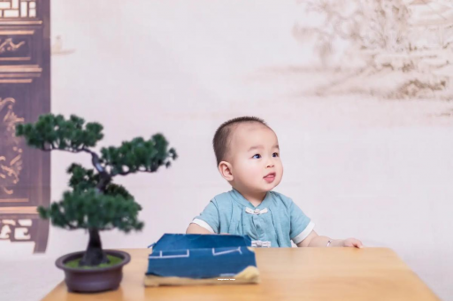 长春宝宝喊肚子疼怎么回事
